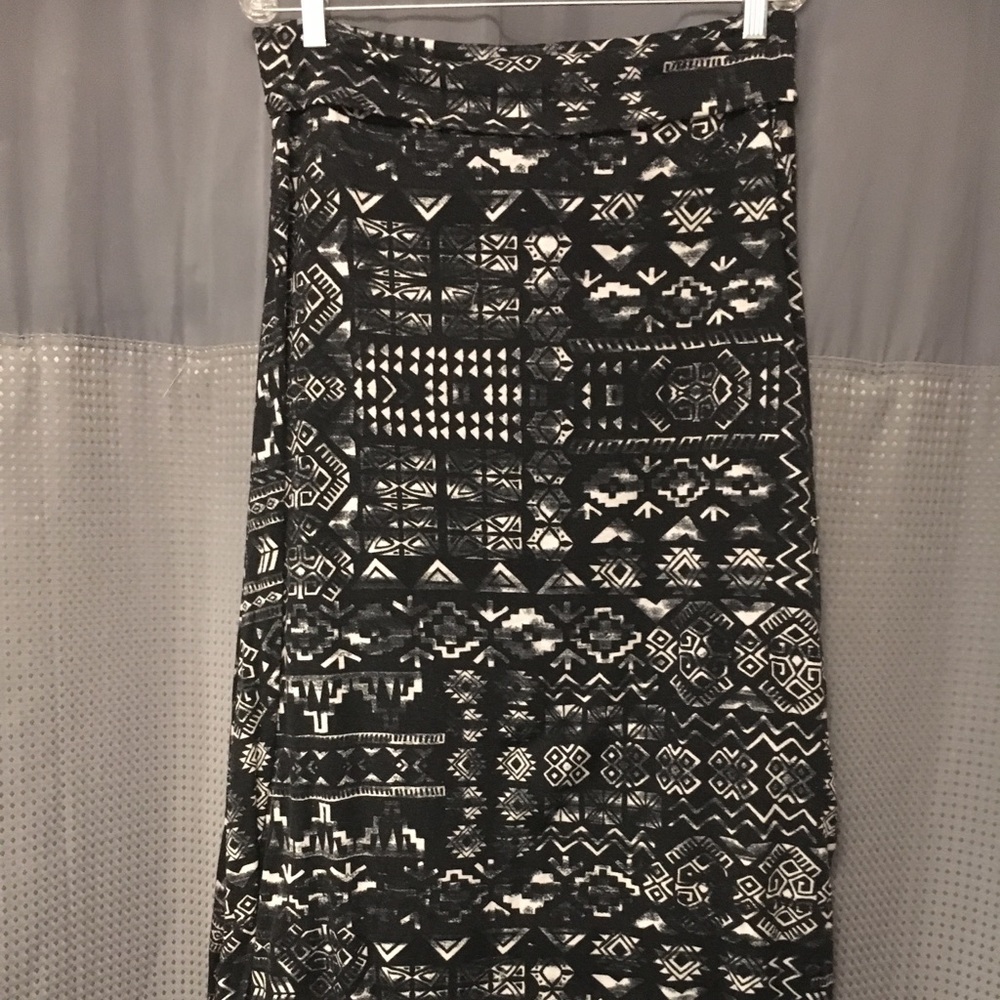 Distressed Aztec print maxi skirt